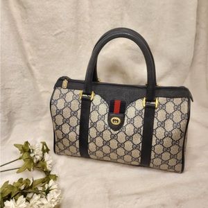 Authentic Gucci mini Boston top Handel bag